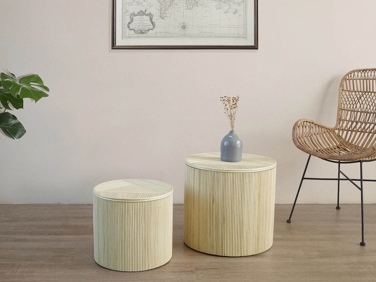 Zestaw 2 stolików dostawianych okrągłych ze schowkami – Rattan – śr. 50 x wys. 46 cm i śr. 39,5 x wys. 36 cm – Naturalny jasny – GABES 2537075