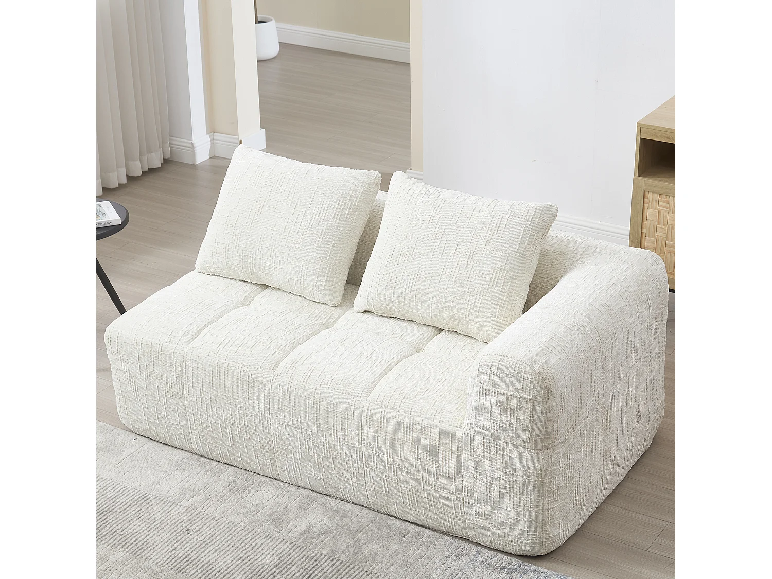 Beżowa sofa 2-osobowa – Prosta sofa z poduszkami i kieszeniami – szenil – wzór śniegu 4274269