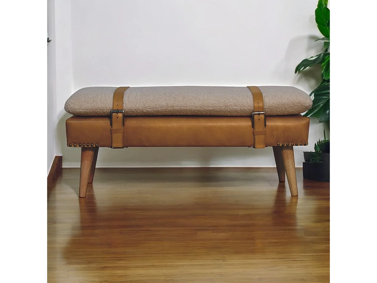 Artisan Furniture Ławka skórzana Bouclé Buffalo Hide Tan z litego drewna, jasnobrązowa 4852048