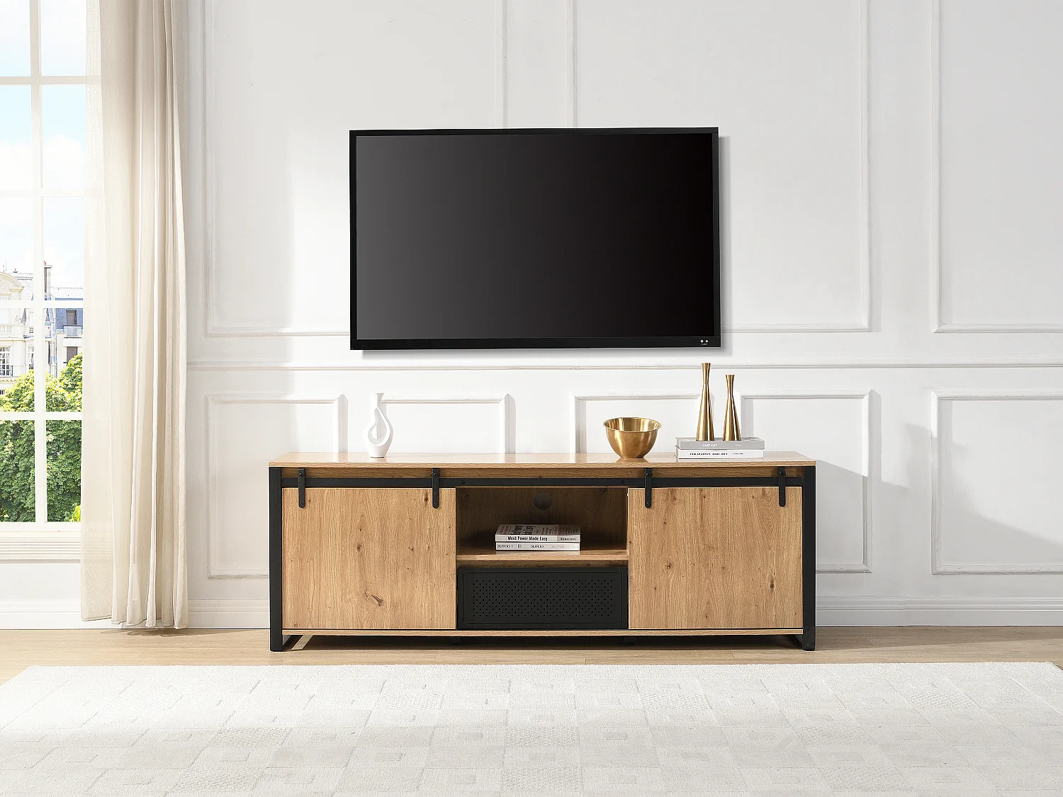 Szafka RTV z 2 przesuwnymi drzwiami, 1 szufladą i 1 wnęką z MDF i czarnego metalu – Naturalny – BELINARO 4637782