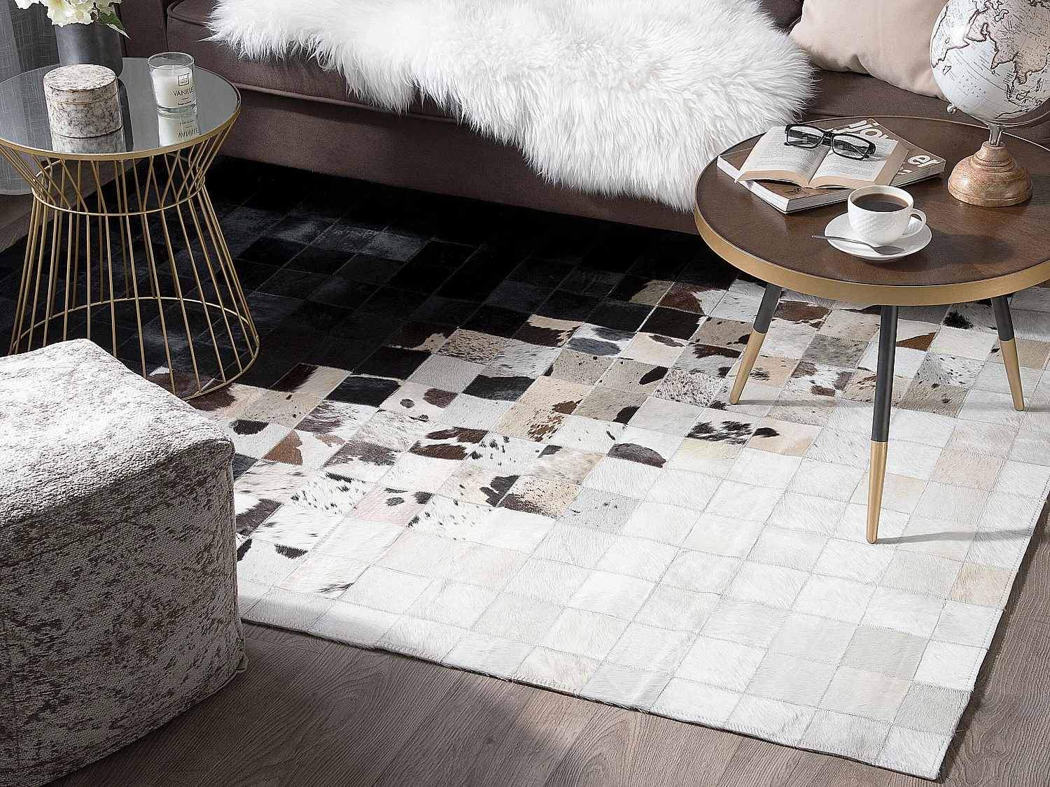 Dywan patchwork skórzany 140 x 200 cm czarno-biały KEMAH 179107