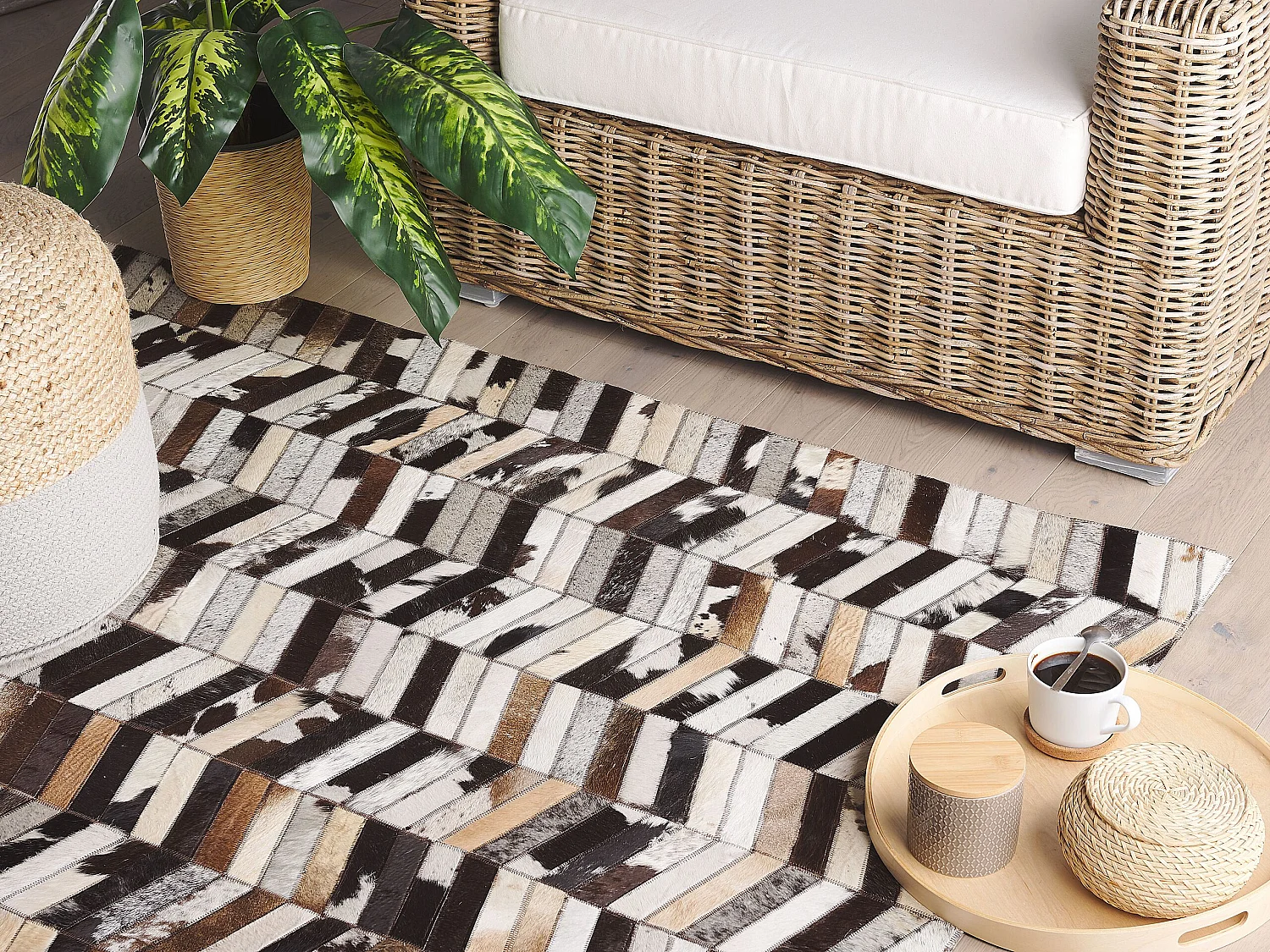 Dywan patchwork skórzany 160 x 230 cm brązowo-biały AKYELE 178529 - obrazek 1